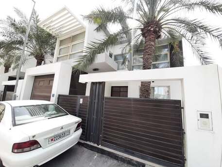 Fully Furnished Villa Ready To Move In Safe Area