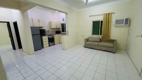 Bhd 240/month, 2 Br, Semi Furnished 2 Bhk Apartment For Rent In Mahooz-: Subeer*38185065
