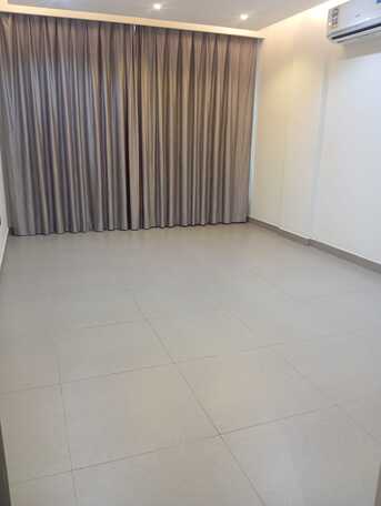 Bhd 230/month, 2 Br, 120 Sq. Meter, 2 Bhk Semi Furnished Flat Available In Hidd Call Aleena
