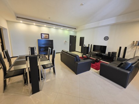 Bhd 350/month, Furnished, 2 Br, 140 Sq. Meter, Sea View | Extremely Spacious | Luxury Flat | Facilities | In New Juffair