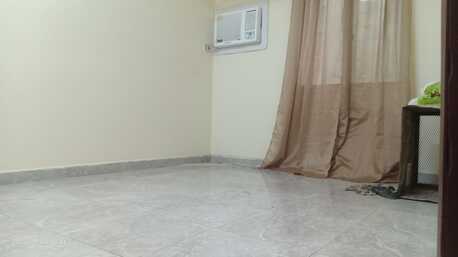Bhd 200/month, 2 Br, #1bathroom Hall Kitchen With Electricity