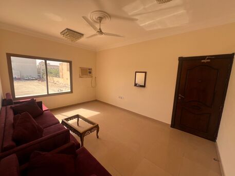 Bhd 180/month, Flat For Rent In Budaiya Highway (near Alosra) | Separate Kitchen |