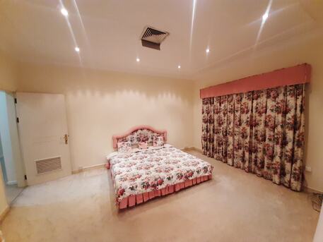 Bhd 1500/month, 4 Br, 500 Sq. Meter, Saar/large Villa With Private Pool And Garden Exclusive