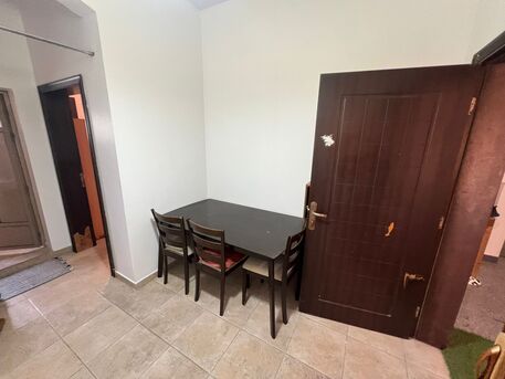Bhd 190/month, 2 Br, Budget 2 Bhk Flat For Rent In Budaiya Highway (near Alosra) | Separate Kitchen |