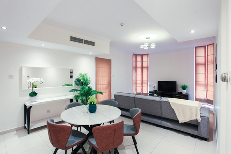 Bhd 350/month, 2 Br, Luxury Fully Furnished 2 Bhk Apartment For Rent In Juffair