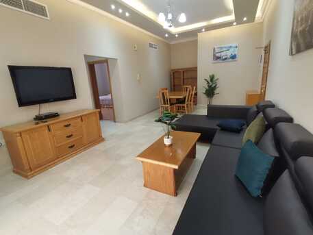 Bhd 350/month, Furnished, 2 Br, 100% Family Building: Gas Cooking Range: Closed Kitchen: Balcony: Internet: Parking: Tony