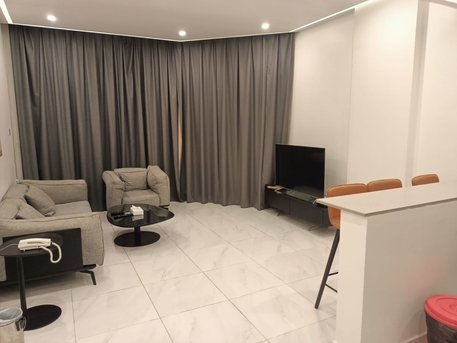 Bhd 360/month, 1 Br, Luxury Fully Furnished 1 Bhk Apartment For Rent In Juffair