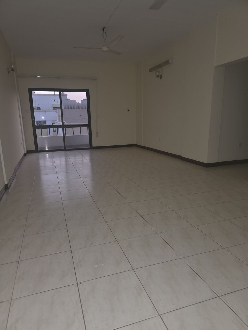 Bhd 240/month, 2 Br, @2bathroom Hall Kitchen Without Electricity Balcony Car Parking Brand New Building