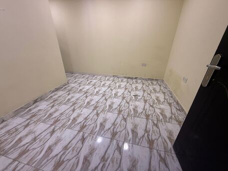 Bhd 130/month, Studio, Studio Flat For Rent In Busaiteen With Ewa , Unlimited